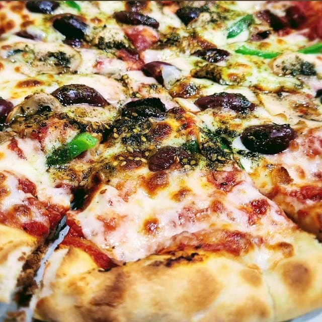 Vegetable Pizza