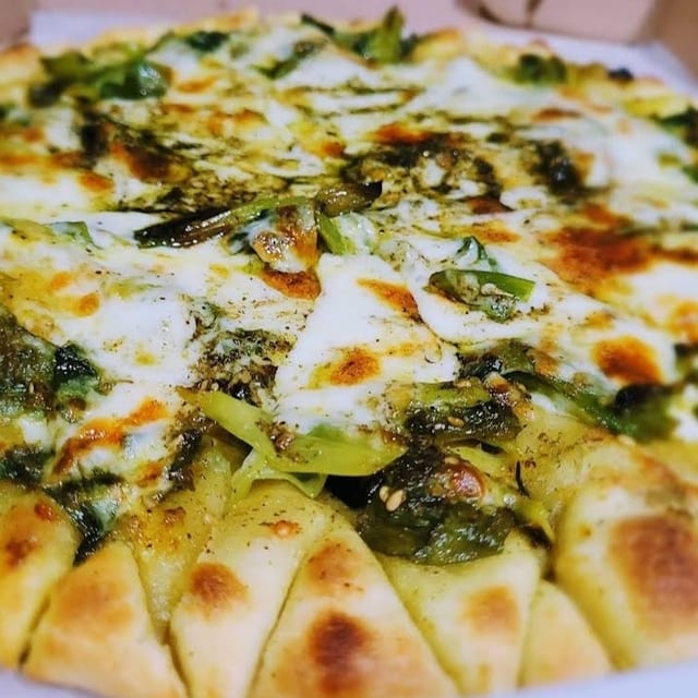 Green Pizza..
